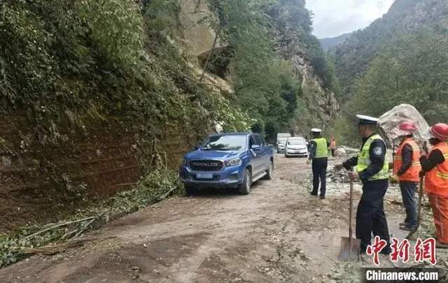 折巴乡交通新闻，道路改造升级带来显著交通改善